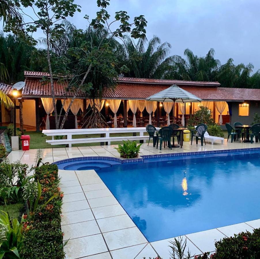 Amazonia Parksuites Ново Айрао Екстериор снимка